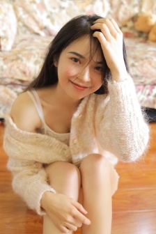 强奸女老师详情介绍